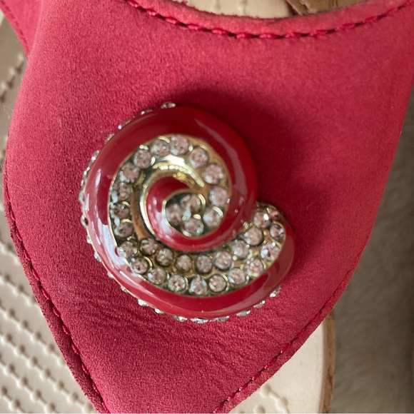 Crocs A-Leigh Cork Wedge Thong Sandal Red Size 7 - Picture 4 of 11